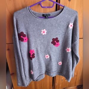 Parkhurst Gray Rolled Crewneck Sweater with Pink Floral Appliqués Size Small